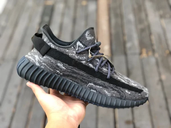 350v2 noir gris version économique Adidas Yeezy 350 V2 noir gris orange noix de coco ID4811