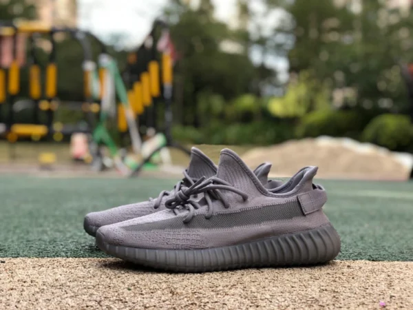 350v2 gris pur original Adidas Yeezy 350 V2 gris sidéral IF3219