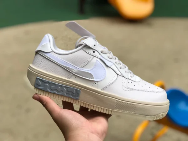 AF1 blanc cassé bas Nike Air force 1 AF1 couleur claire déconstruit baskets basses décontractées DH1290-002