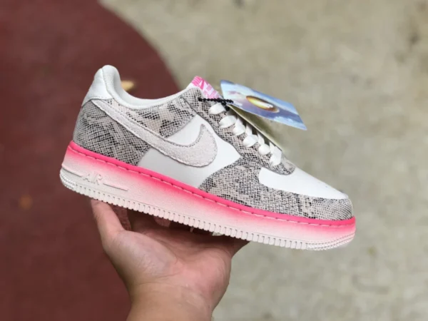 af1 nebula rose faible Nike Air Force 1 Air Force 1 motif serpent nébuleuse rose baskets pour hommes et femmes dv1031-030