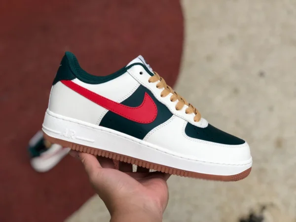 af1 blanc vert rouge caoutchouc brut bas Nike Air Force 1 AF1 blanc vert rouge caoutchouc brut air force baskets basses FD9063-163