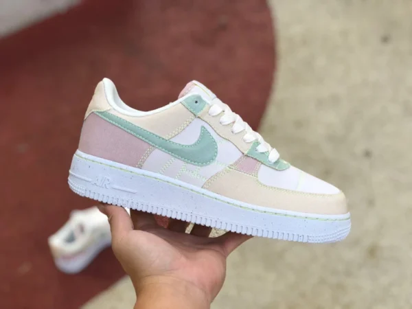 AF1 crème rose bas NIKE AIR FORCE 1 '07 LX NN Baskets d'été Nike pour hommes DR5648-030