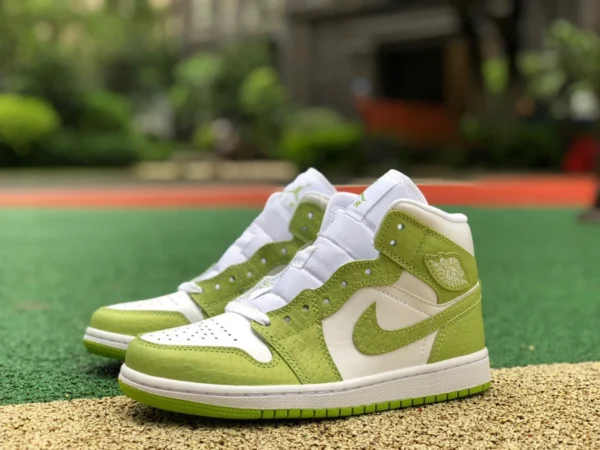 aj1mid imprimé serpent blanc et vert pur original Air Jordan 1 Mid SE AJ1 chaussures de basket-ball résistantes à l'usure à imprimé serpent blanc et vert DV2959-113