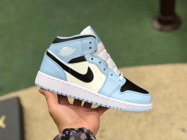 aj1mid blanc bleu noir pur original Air Jordan 1 Mid GS AJ1 mi-haut blanc bleu rétro chaussures de basket-ball 555112-401