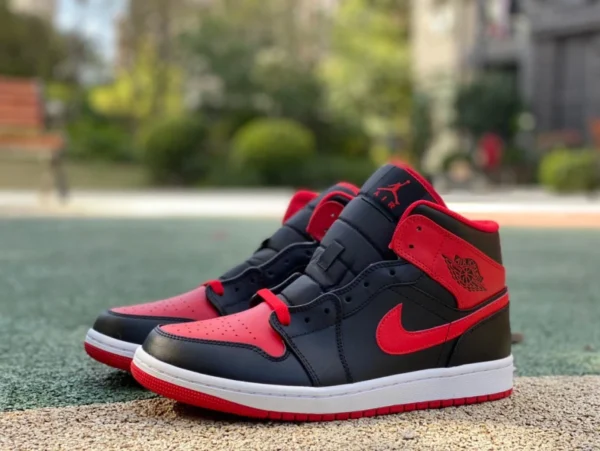 aj1mid noir et rouge pur original Air Jordan 1 Mid AJ1 noir et rouge rétro chaussures de basket-ball montantes DQ8426-060