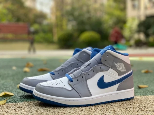 aj1mid gris blanc bleu pur original Air Jordan 1 Mid AJ1 gris blanc bleu chaussures de basket rétro tendance DQ8426-014