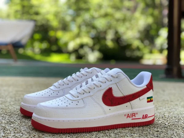 Af1 joint LV blanc et rouge version économique Louis Vuitton LV x Nike Air Force 1 joint AF1 Air Force One joint LV