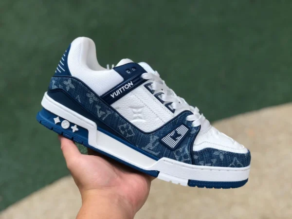 LV blanc denim bleu bas nouvelle commande expédiée Louis Vuitton Louis Vuitton Trainer Louis Vuitton baskets