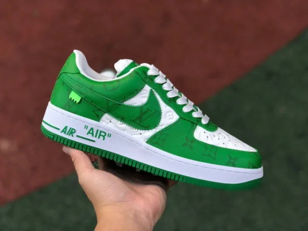 Air force joint LV blanc vert faible xp pur original Louis Vuitton x Nike Air Force 1 Low baskets basses à lacets noir et blanc L joint