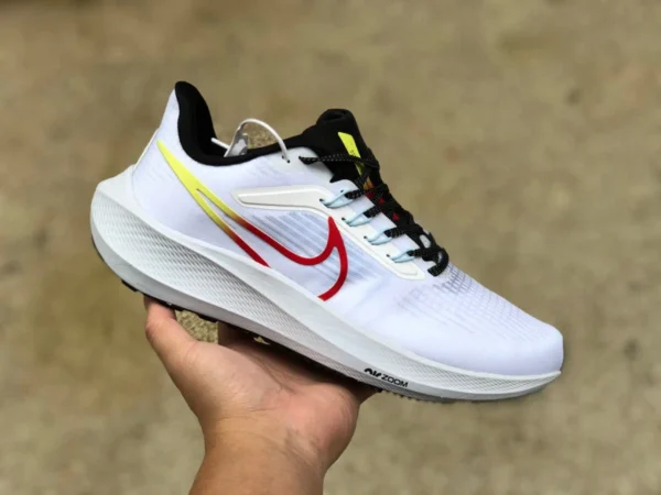 nike Pegasus 39 blanc rouge Nike Nike Pegasus 39 chaussures de course AIR ZOOM PEGASUS 39 chaussures de sport DX3350-100