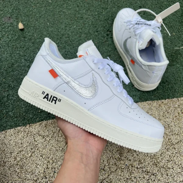 AF1ow argent pur original OFF-White x Nike Air Force 1 AF1 OW joint argent faible Air Force One AO4297-100