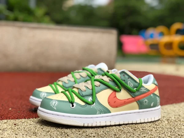 Dunk fleur de cajou jaune et verte Nike Dunk Low baskets rétro décontractées basses DH9765-100