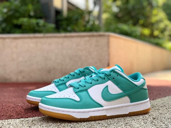 Dunk sarcelle Nike Dunk Low sarcelle Tiffany baskets basses blanches et vertes DV2190-100