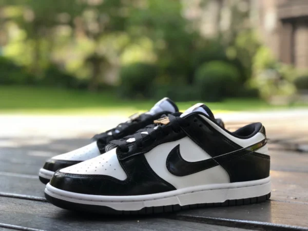 Dunk noir et blanc boucle en or cuir verni pur original Nike Dunk Low Retro noir et blanc panda boucle en or baskets basses DR9511-100