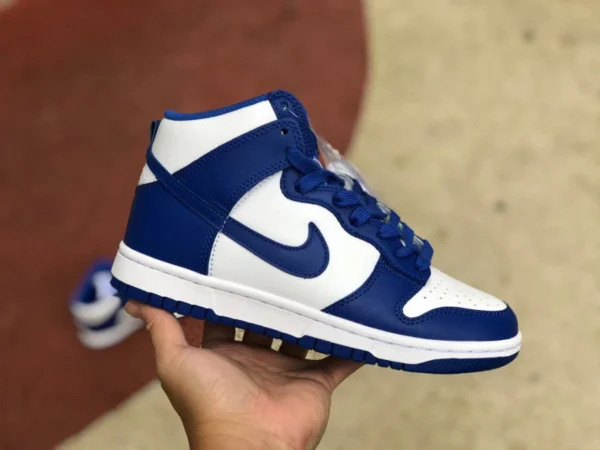 DUNK baskets montantes blanches et bleues Nike Dunk High Kentucky blanches et bleues bleu royal DD1399-102