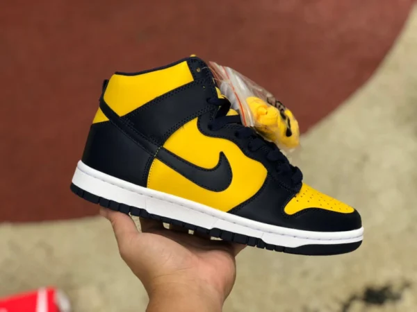 Dumk Michigan baskets montantes Nike Dunk High Michigan 2020 réplique CZ8149-700