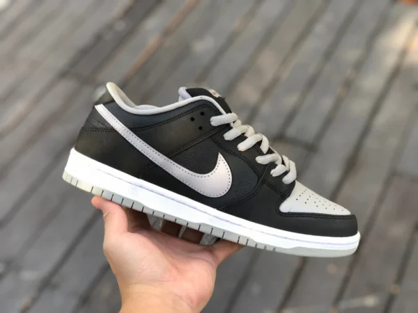 Dunk shadow gris Nike SB Dunk Low J-Pack shadow shadow baskets BQ6817-007