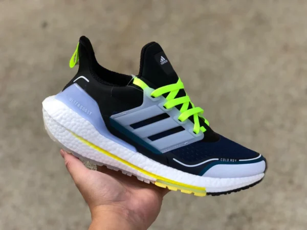 UB 21 noir et blanc vert adidas UltraBoost 21 COLD.RDY chaussures de course confortables et respirantes S23754