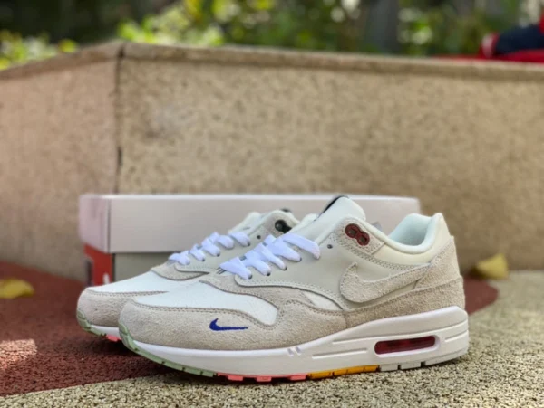 Max1 Blanc Gris Nike Air Max 1 PRM Retro Chaussures de course basses décontractées pour Femme FB4959-121