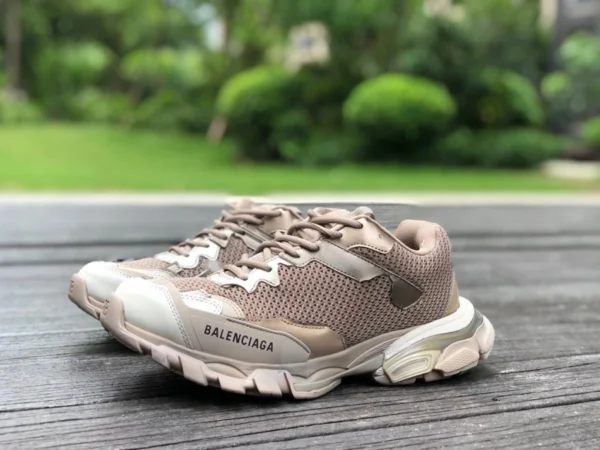 Paris 22 modèles 3.0 kaki Balenciaga 2022 nouvelles baskets track3 vieilles chaussures anciennes