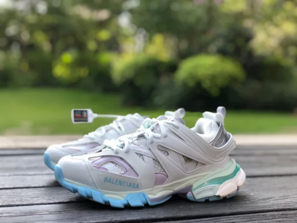 Balenciaga 3.0 Macaron Balenciaga Triple S chaussures papa Balenciaga