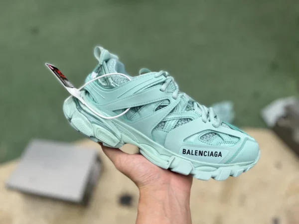 Balenciaga 3.0 vert menthe Balenciaga Triple S chaussures papa Balenciaga