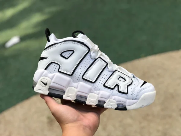 Big air Pippen blanc noir cuir Nike Air More Uptempo blanc noir Big Air Pippen 917593-100