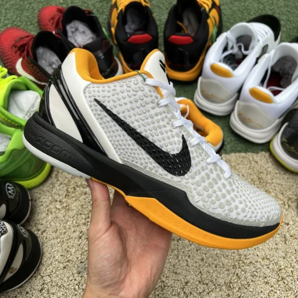 Kobe 6 playoff blanc jaune s2 pur produit haut d'origine Nike Kobe 6 Protro Kobe 6 playoff chaussures de basket-ball CW2190-100