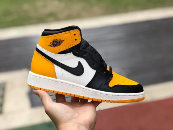 aj1 noir et jaune orteil pur original femme Air Jordan 1 High OG "Yellow Toe" aj1 noir et jaune orteil 575441-711