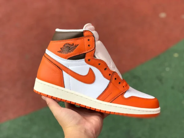 aj1 petit blanc orange pur original Air Jordan Starfish AJ1 blanc orange petite boucle baskets montantes DO9369-101