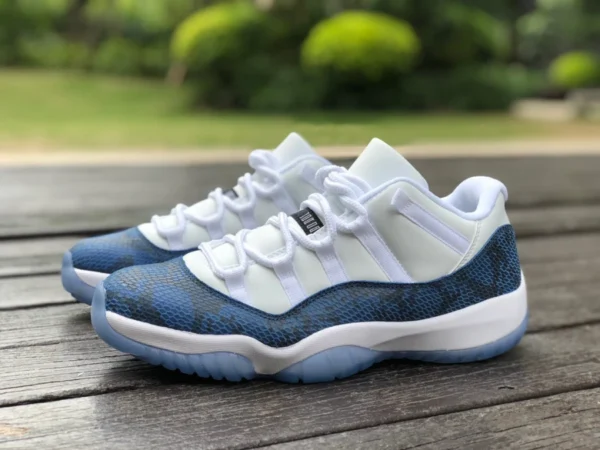 aj11 bleu serpent bas Air Jordan 11 Retro Low AJ11 bleu serpent chaussures de basket CD6846-102