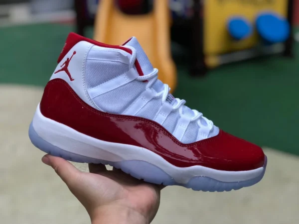 aj11 Cherry Red High Top Air Jordan 11 « Cherry » AJ11 Cherry Red Blanc Rouge CT8012-116