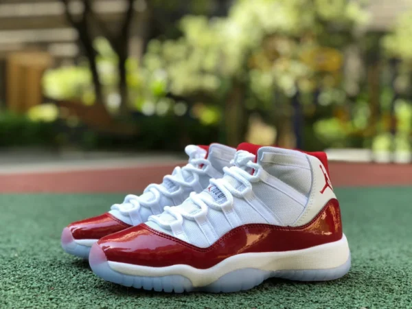 aj11 cerise rouge haut pur original femmes Air Jordan 11 "Cherry" AJ11 Joe 11 cerise rouge véritable carbone chaussures de basket-ball montantes pour femmes 378038-116