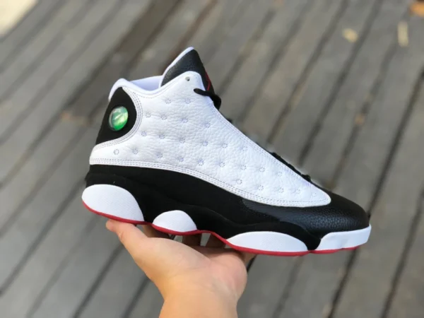 aj13 Panda Air Jordan 13 AJ13 panda noir et blanc 18 ans regravé 414571-104