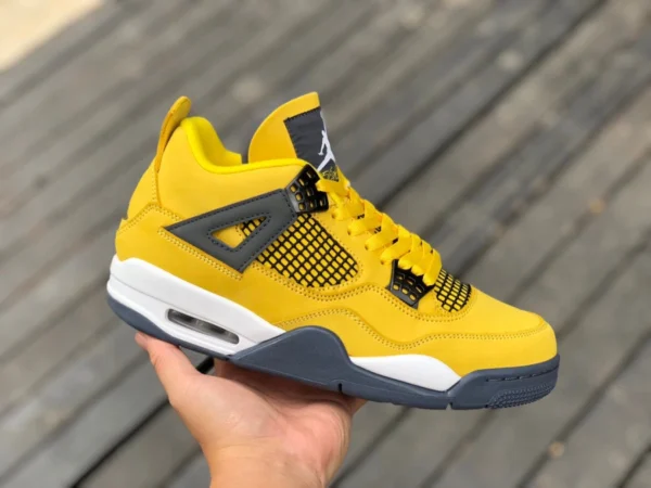 aj4 Dianmu Air Jordan 4 Retro AJ4 Qiao 4 noir et jaune Dianmu 2021 re-gravé CT8527-700