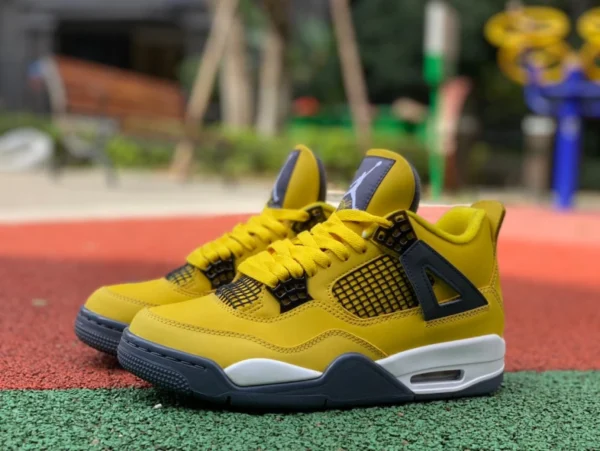 aj4 noir et jaune électrique Jordan 4 chaussures de basket-ball réplique en daim électrique noir et jaune CT8527-700