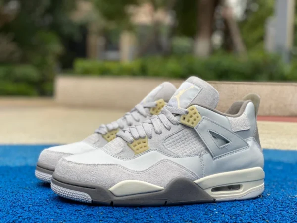 La nouvelle version de l'aj4 Grey Rabbit est également disponible dans les tailles femmes Air Jordan 4 SE Craft chaussures de basket-ball rétro basses gris vert DV3742-021.