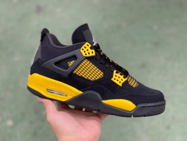 aj4 pièce coupée tonnerre noir et jaune pur original Air Jordan 4 Thunder Mid AJ4 tonnerre noir et jaune DH6927-017