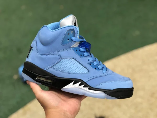 aj5 Caroline du Nord Bleu Air Jordan 5 "UNC" bleu noir dv1310-401