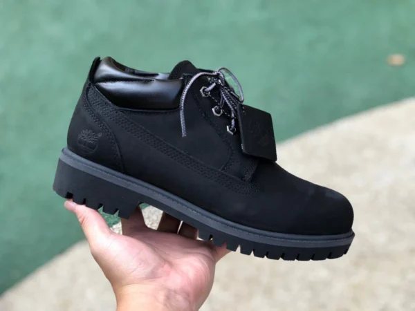 Timberland chaussures basses noires à sept trous pour hommes et femmes à six trous contre-pointure cohérente pour femmes taille normale pour hommes plus grande Timberland Bottes Martin légères Timberland 6 pouces