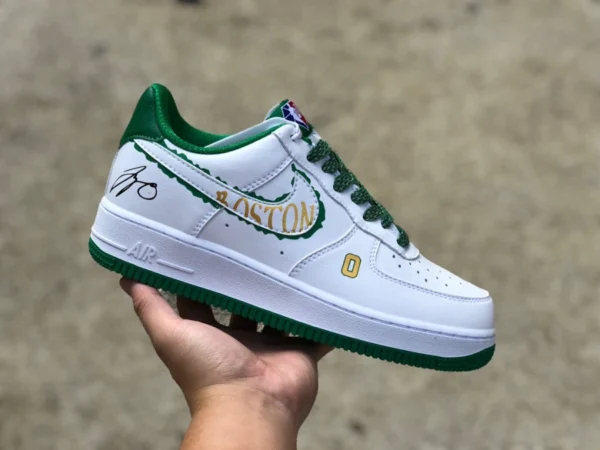 AF1 Celtics blancs et verts Nike Air Force 1 Low '07 baskets basses Air Force One nk9700-131