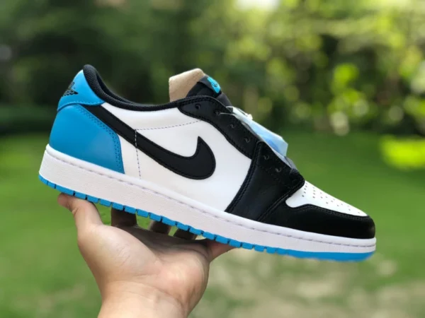 aj1 noir et blanc bleu bas pur original Air Jordan 1 Low OG "UNC" aj1 bas noir et blanc bleu cz0790-104