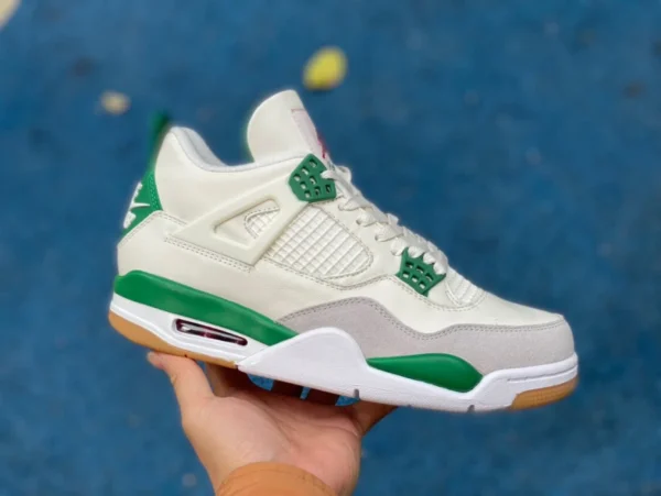 aj4sb joint blanc et vert première couche de cuir Nike SB x Air Jordan 4 AJ4 Pine Green blanc vert turquoise SB joint DR5415-103