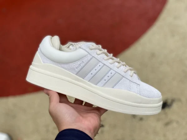 Adidas Bad Bunny Blanc Pur Original Bad Bunny x Adidas Originals Campus Bad Bunny Blanc Chaussures De Sport Décontractées À La Mode FZ5823