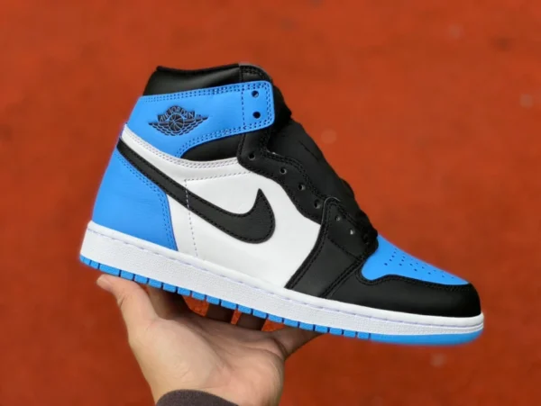 aj1 noir North Carolina bleu montant Air Jordan 1 "University Blue" noir North Carolina bleu petite obsidienne DZ5485-400