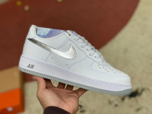 AF1 argent bas pur original Nike Air Force 1 Low AF1 hommes Air Force 1 baskets argent DZ6755-100