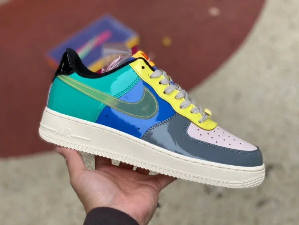 AF1 coutures en cuir verni gris bleu vert Nike Air Force 1 x Undefeated joint dv5255-001