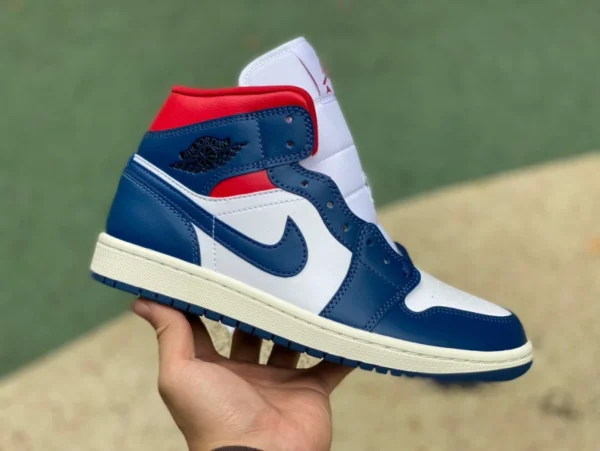 aj1mid blanc bleu rouge pur original Air Jordan 1 Mid AJ1French Blue chaussures de basket-ball mi-hautes BQ6472-146