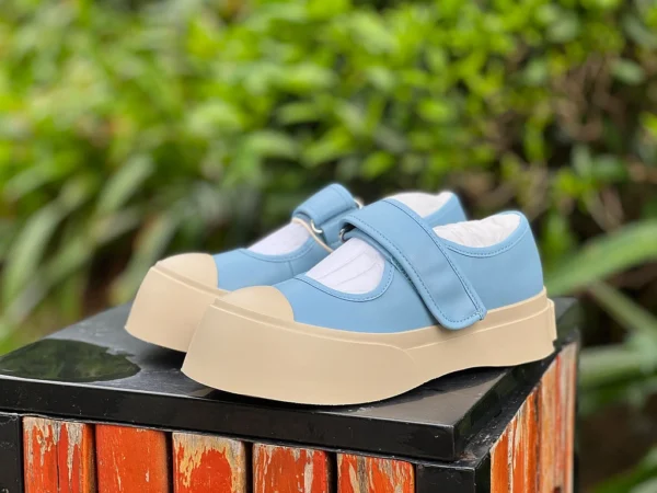 MARNI Velcro bleu Logo MARNI en cuir de vache Mary Jane Les baskets mode Velcro pour femme