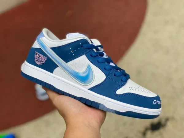 Dunk bleu et blanc rose Born x Raised x Nike Dunk SB Release Date baskets bleues et blanches FN7819-400